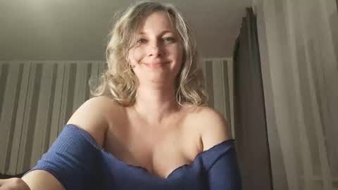 Snapshot of edithmanning chatting on 02.17.26 edithmanning online show from 02.17.26