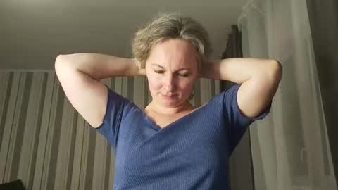 Snapshot of edithmanning chatting on 02.18.26 edithmanning online show from 02.18.26