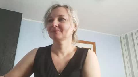 Snapshot of edithmanning chatting on 02.23.26 edithmanning online show from 02.23.26