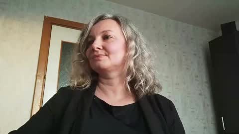 edithmanning online show from 05.04.26