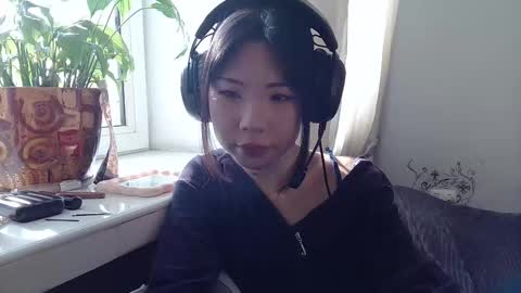 Snapshot of edithobeng chatting on 01.06.26 Kama online show from 01.06.26