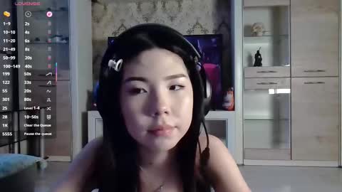 Snapshot of edithobeng chatting on 02.25.26 Kama online show from 02.25.26