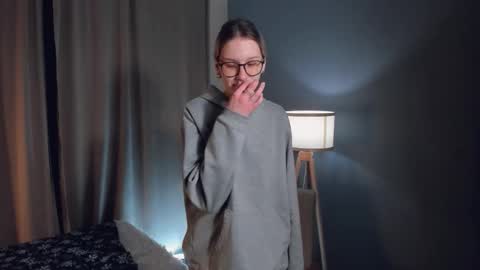 Snapshot of edlacarleton chatting on 01.18.26 Nikki online show from 01.18.26