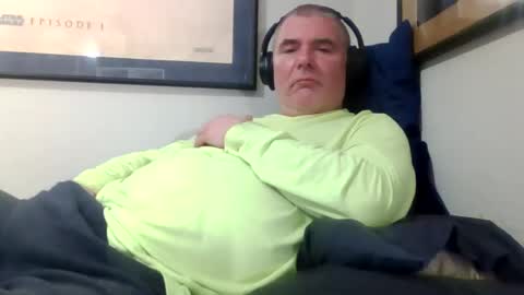 Snapshot of edmondwherever chatting on 10.23.25 EdmondWherever online show from 10.23.25