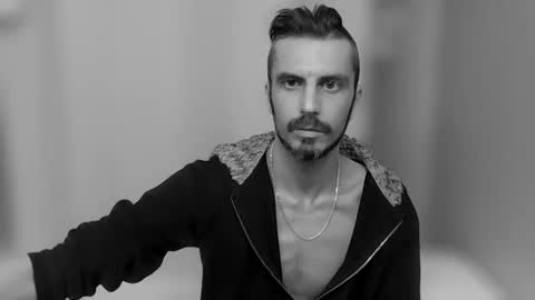 edmonton1985780 online show from 01.05.26