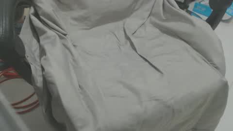 Snapshot of ednacrazy_2 chatting on 12.10.24 ednacrazy_2 online show from 12.10.24