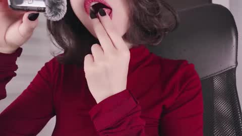 Snapshot of edranah chatting on 11.08.25 Edranah online show from 11.08.25