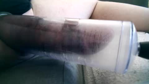 Snapshot of eduardo8inch chatting on 11.10.25 eduardo8inch online show from 11.10.25