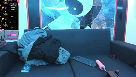 Snapshot of edward_24_ chatting on 12.28.24 Edward Colleman online show from 12.28.24