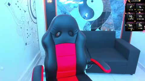 Snapshot of edward_24_ chatting on 01.14.25 Edward Colleman online show from 01.14.25