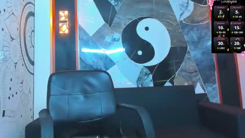 Snapshot of edward_24_ chatting on 02.10.25 Edward Colleman online show from 02.10.25