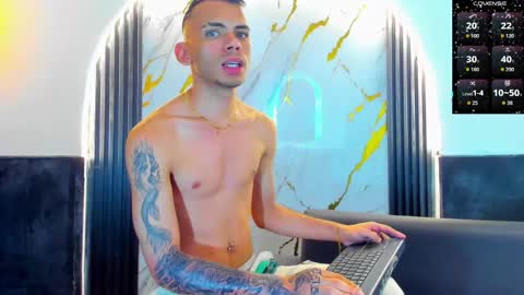 Snapshot of edward_24_ chatting on 10.13.25 Edward Colleman online show from 10.13.25