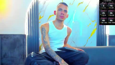 Snapshot of edward_24_ chatting on 11.09.25 Edward Colleman online show from 11.09.25