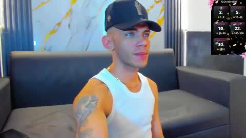 Snapshot of edward_24_ chatting on 11.24.25 Edward Colleman online show from 11.24.25