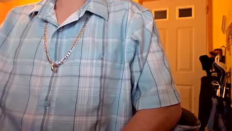 Snapshot of edwardaims_2please chatting on 10.19.25 edwardaims_2please online show from 10.19.25