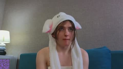 Snapshot of edythbaggott chatting on 12.13.24 Melody online show from 12.13.24