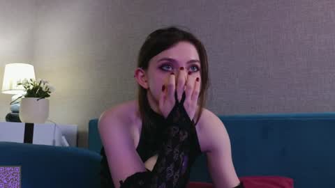 Snapshot of edythbaggott chatting on 12.27.24 Melody online show from 12.27.24