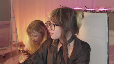EVA NON NUDE online show from 04.19.26