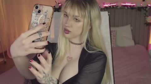 EVA NON NUDE online show from 04.23.26
