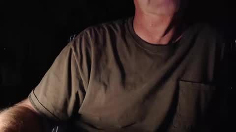 Snapshot of eeyoreeeyore chatting on 10.12.25 eeyoreeeyore online show from 10.12.25