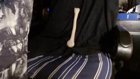 Snapshot of eeyoreeeyore chatting on 11.10.25 eeyoreeeyore online show from 11.10.25