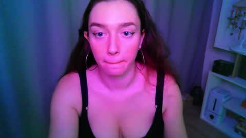 effie_balconii online show from 10.27.25