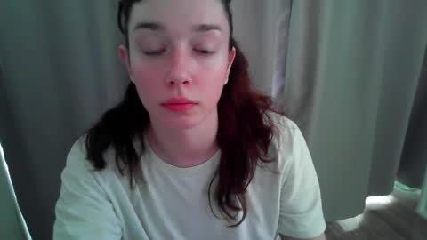 Snapshot of effie_balconii chatting on 04.02.26 effie_balconii online show from 04.02.26