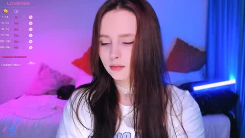 Snapshot of effie_lee chatting on 12.20.24 Effie online show from 12.20.24