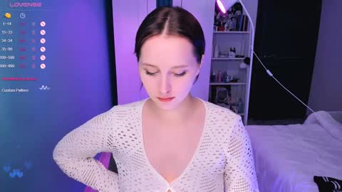 Snapshot of effie_lee chatting on 01.16.25 Effie online show from 01.16.25