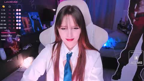 Snapshot of effie_lee chatting on 11.21.25 Effie online show from 11.21.25