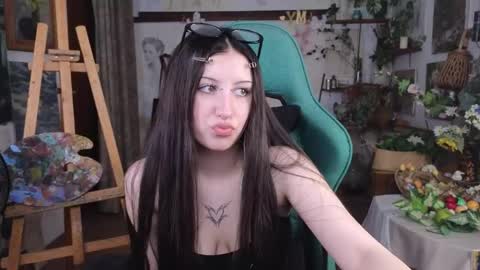 effiemeowley online show from 04.16.26