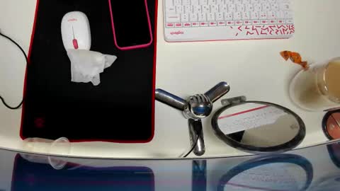 Effie Mur online show from 02.11.26