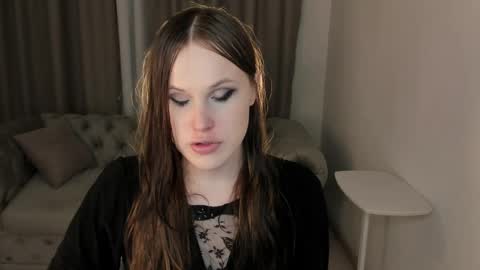 Effie Mur online show from 04.25.26