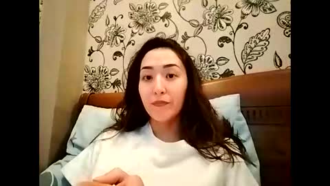 Snapshot of effy007 chatting on 12.04.25 Effy online show from 12.04.25