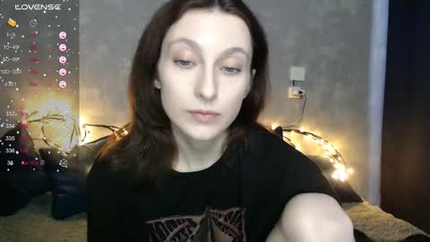 Anna online show from 02.24.25