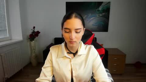 Effy Royse online show from 02.27.26