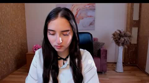 Effy Royse online show from 02.28.26