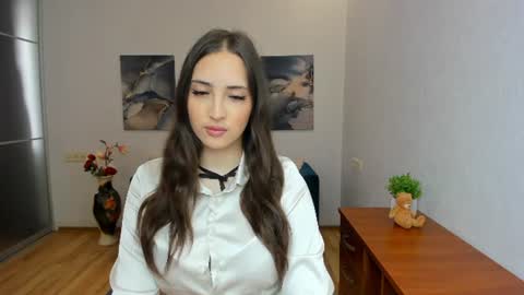 Effy Royse online show from 06.21.26