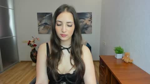 Effy Royse online show from 06.28.26
