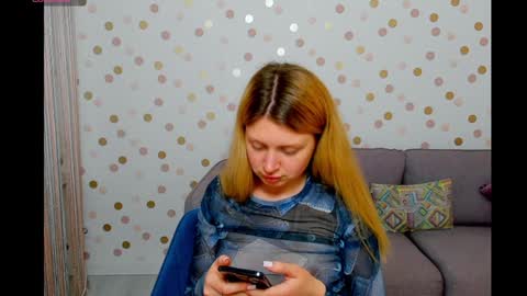 Effy online show from 12.08.24