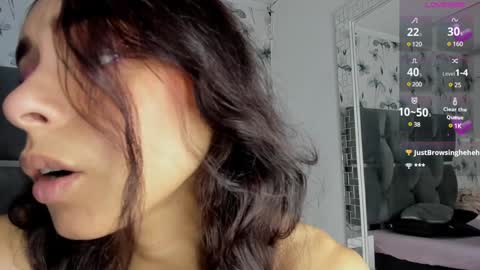 Snapshot of ehotloveaxxx chatting on 02.04.25 Valery online show from 02.04.25