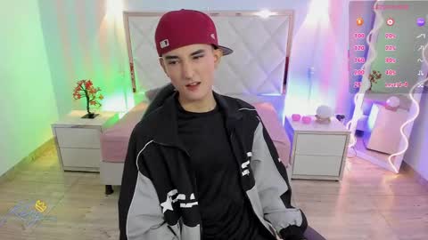 Snapshot of eidan_tay chatting on 04.30.26 eidan_tay online show from 04.30.26