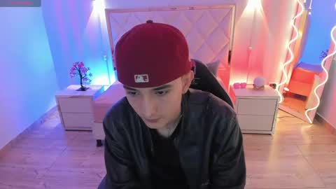 Snapshot of eidan_tay chatting on 05.01.26 eidan_tay online show from 05.01.26