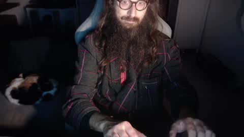 Snapshot of eighthundredeightyeight chatting on 11.21.25 eighthundredeightyeight online show from 11.21.25