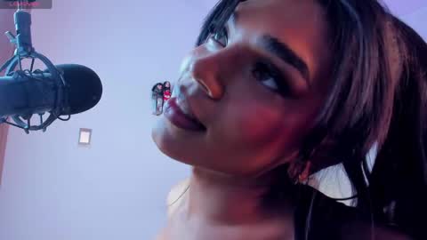 Eiimy ray  online show from 04.07.26