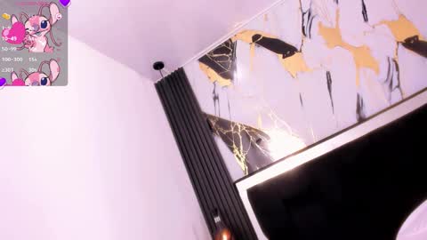 Snapshot of eileen_tanihara chatting on 12.16.25 eileenn tanihara online show from 12.16.25