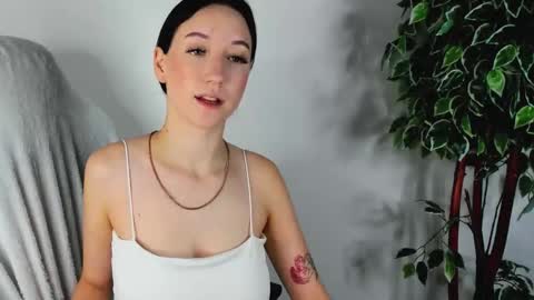 eileenmoores online show from 09.20.25