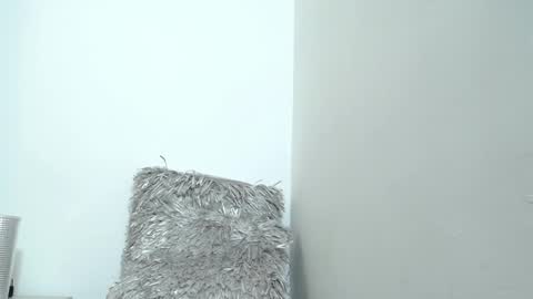 Eileen online show from 02.22.25