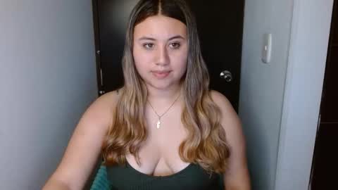 EIMY   MODEL INDEPENDENT online show from 02.25.26