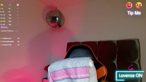 Snapshot of eimy_saenzx chatting on 01.08.26 eimy_saenzx online show from 01.08.26